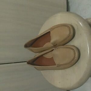 Neutralizer  slip on all leather shoes size 8M